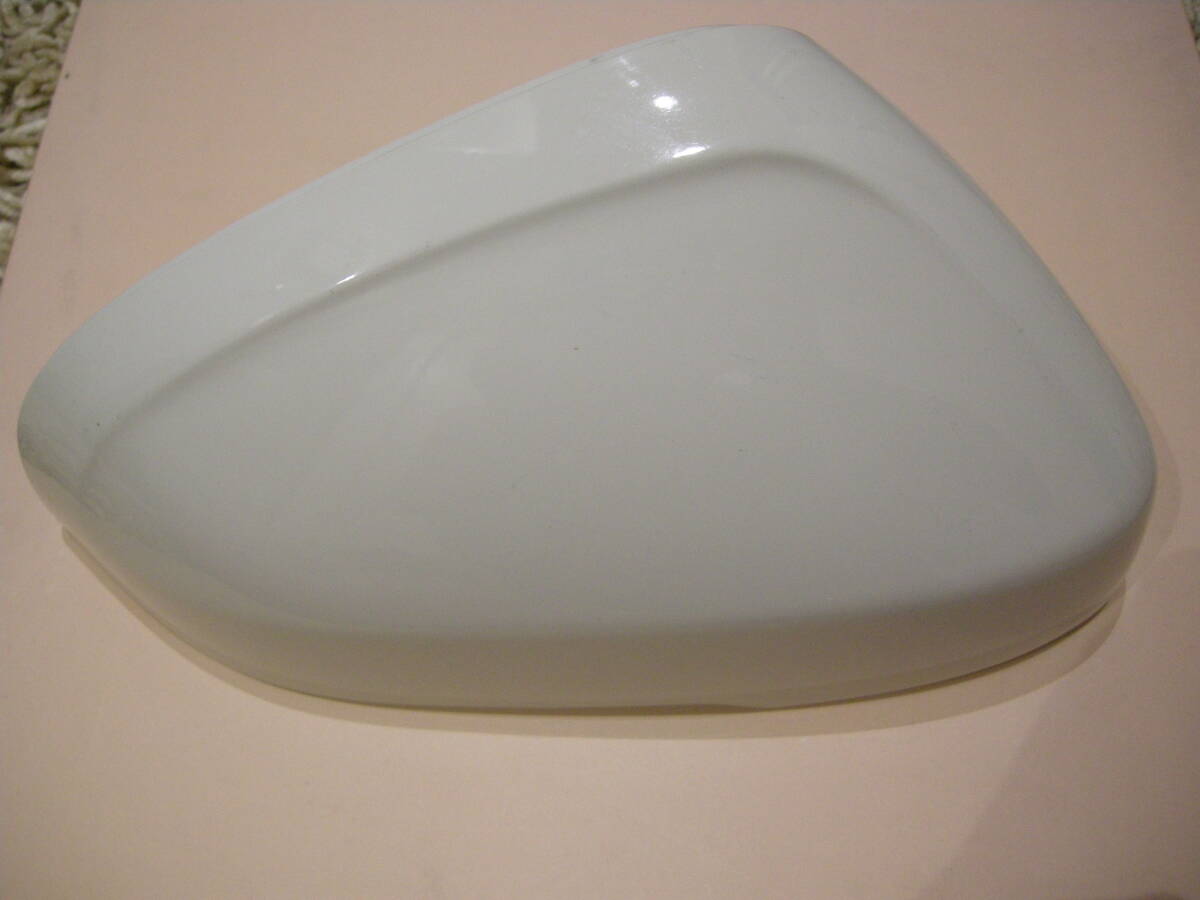 ボルボ VOLVO V40 ドアミラーカバー白 614拍卖