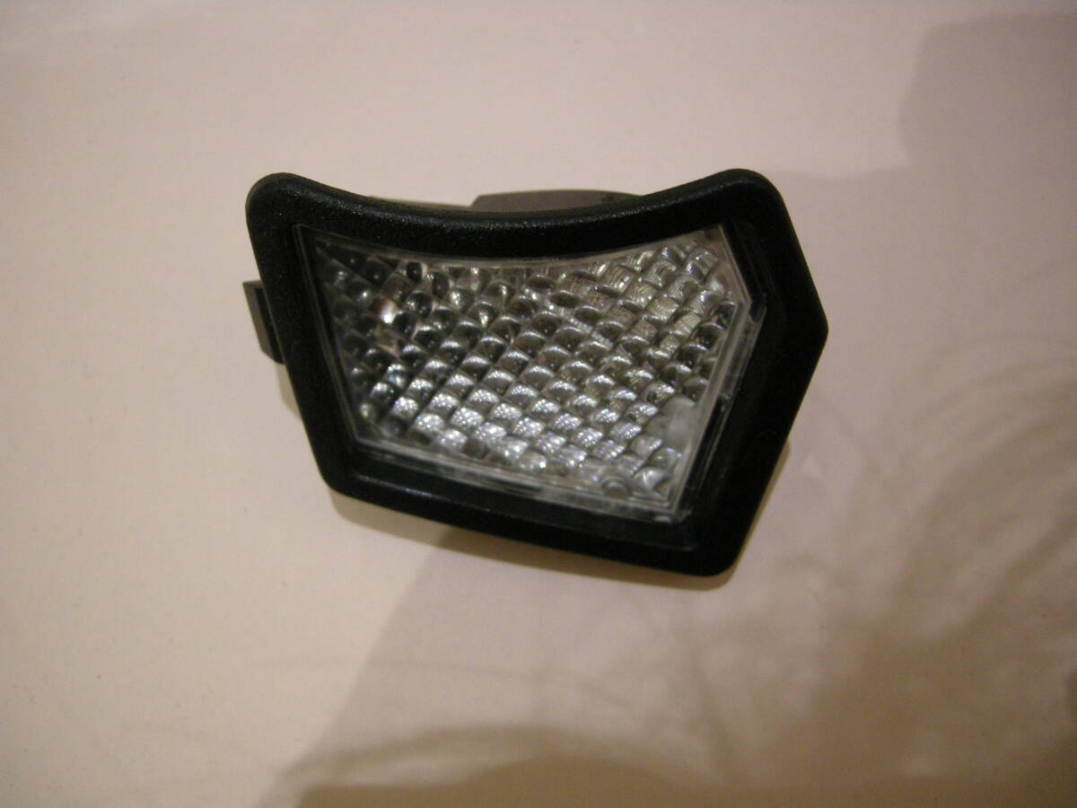 ボルボ VOLVO V40 ドアミラー ウェルカムランプカバー 運転席側拍卖