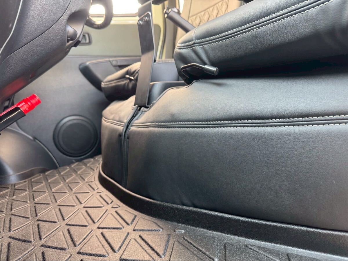 トヨタタウンエース後期型専用 フロントデッキカバー2P両面テープ付き 生地ブロス生地 拍卖