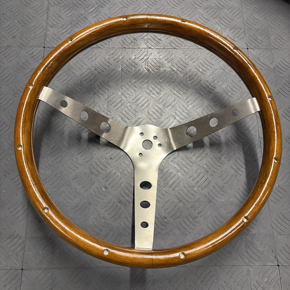 Grant Classic Ford Model グラント クラシック ウッドステアリング ブラッシュドスポーク拍卖