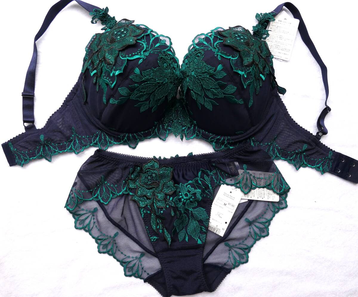 ワコール♪サルート 【ゼウス】 34G KO I65&ショーツM♪ P-up <プレステージ>拍卖