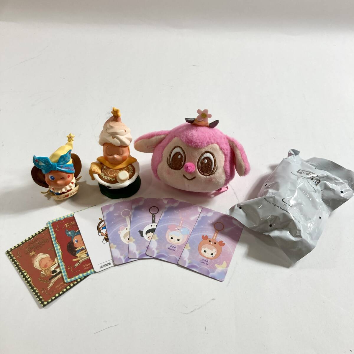 ★ POP MART ポップマート まとめ商品 THE MONSTERS PARTY Twinkle Twinkle ポーチ カード フィギュア 現状品 0.3kg拍卖