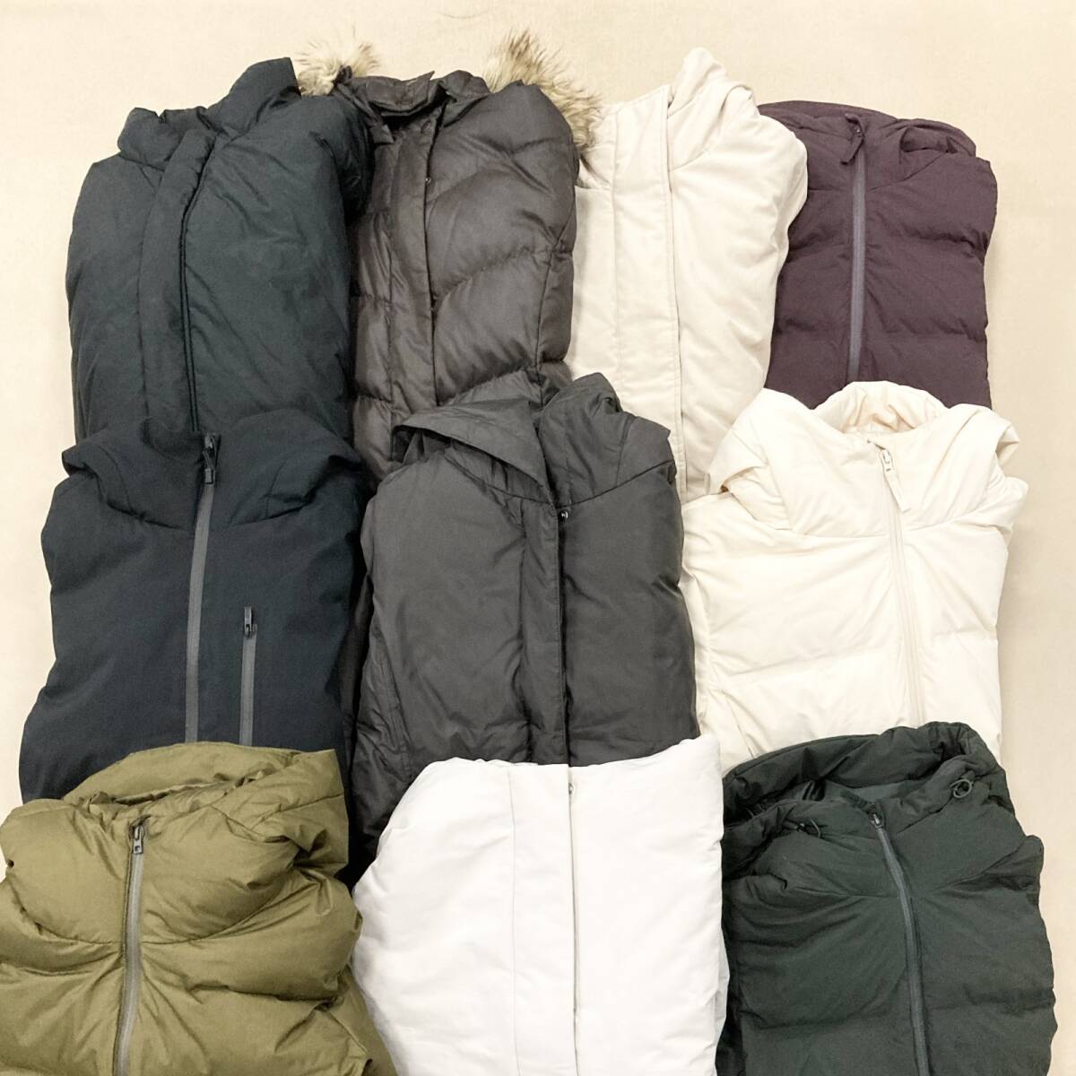 ★ UNIQLO ユニクロ ダウン 10点 まとめ ダウンジャケット フード付き アウター 上着 ジャンパー 防寒 冬服 サイズMIX 卸 現状品 7.82kg拍卖