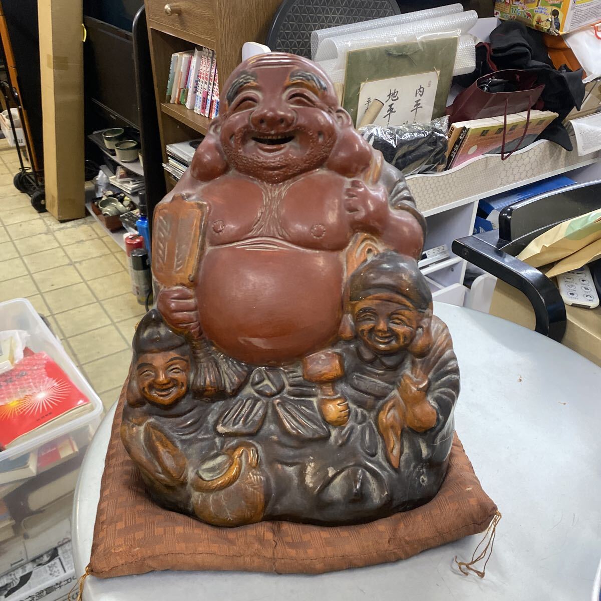 布袋尊 陶器製 置物 布袋様 工芸品 縁起物 七福神 神仏 金運 財運 開運招福拍卖
