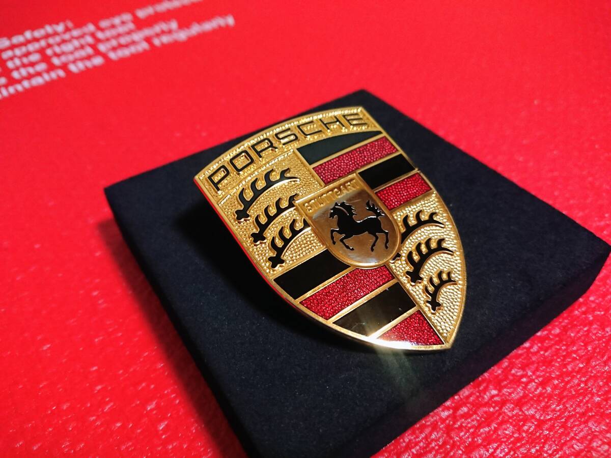 ポルシェ 純正 クレスト エンブレム ボンネット フード 911 991 997 996 987 981 718 カレラ ケイマン ボクスター 希少 レア 良品拍卖