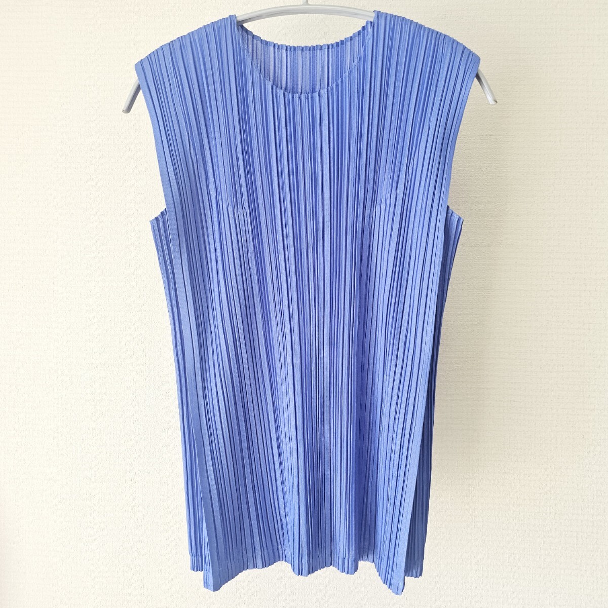 792☆ PLEATS PLEASE ISSEY MIYAKE プリーツプリーズ 両サイド マチ フレア ノースリ チュニック 明るいブルー系 3拍卖