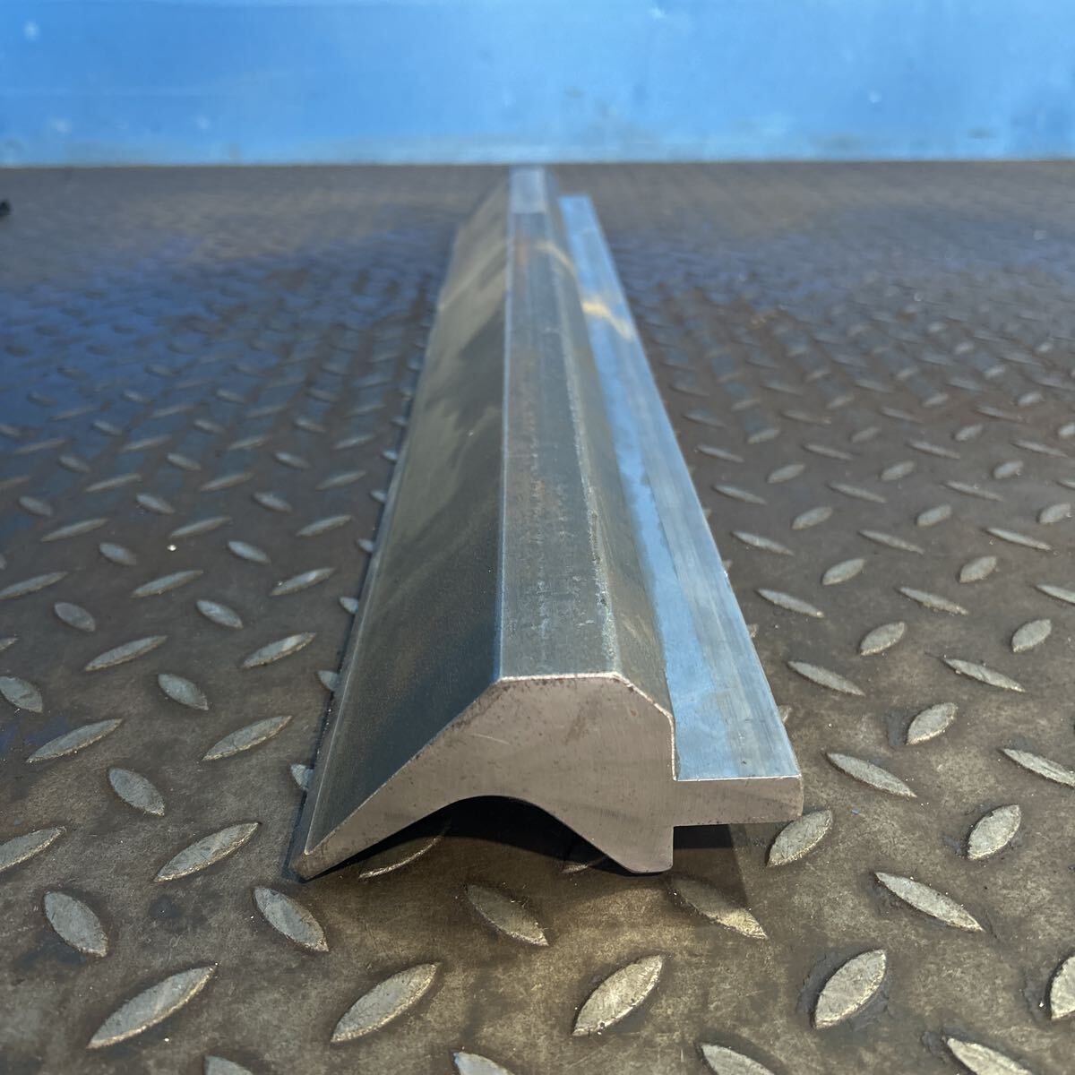 T2271 AMADA アマダ ベンダー プレスブレーキ 金型 グースネック 835mm 463-0.2拍卖