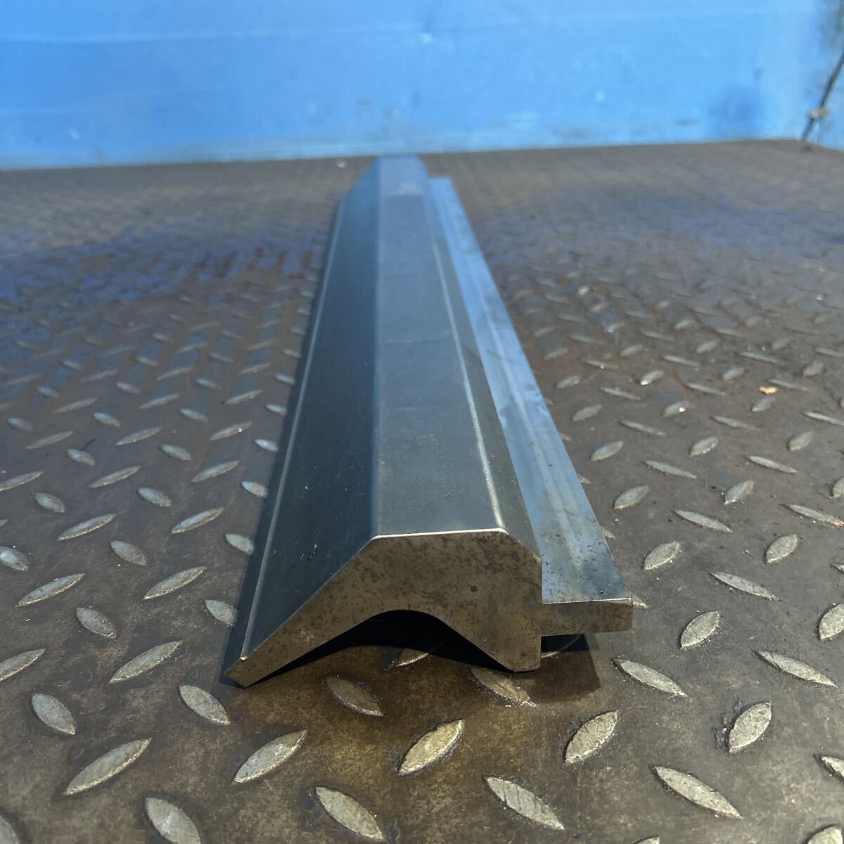 T2379 アマダ AMADA ベンダー プレスブレーキ 金型 グースネック 835mm 45-0.2拍卖