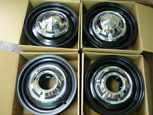 送料安い ランクル 60 40 70 78プラド US BJ スチールホイール ランドクルーザー 4本セット キャップ付き 輸出 ゴムバルブ付き拍卖