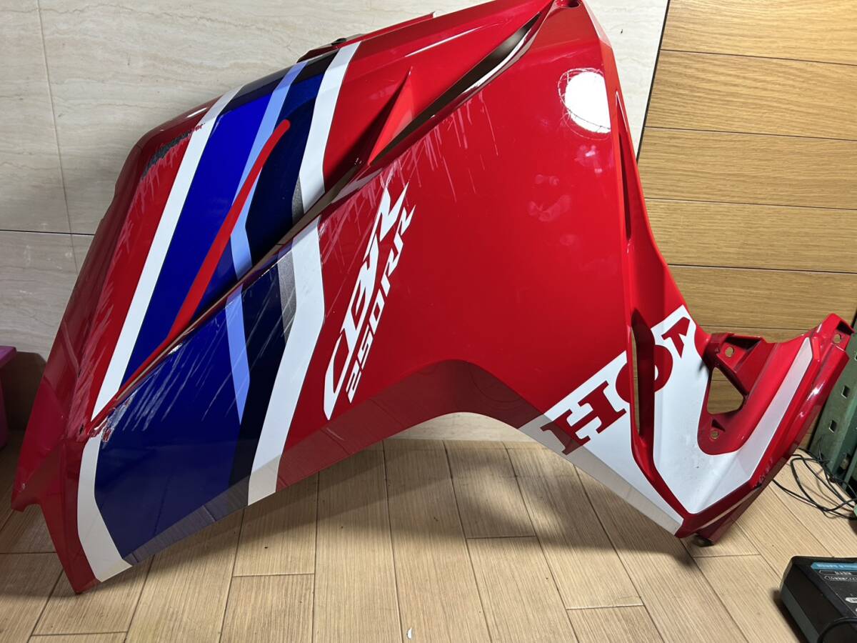 2525A10-12 ホンダ CBR250RR MC51 純正 サイドカウル 左 傷等有り フロントカウル アンダーカウル 64430-K64-N00拍卖