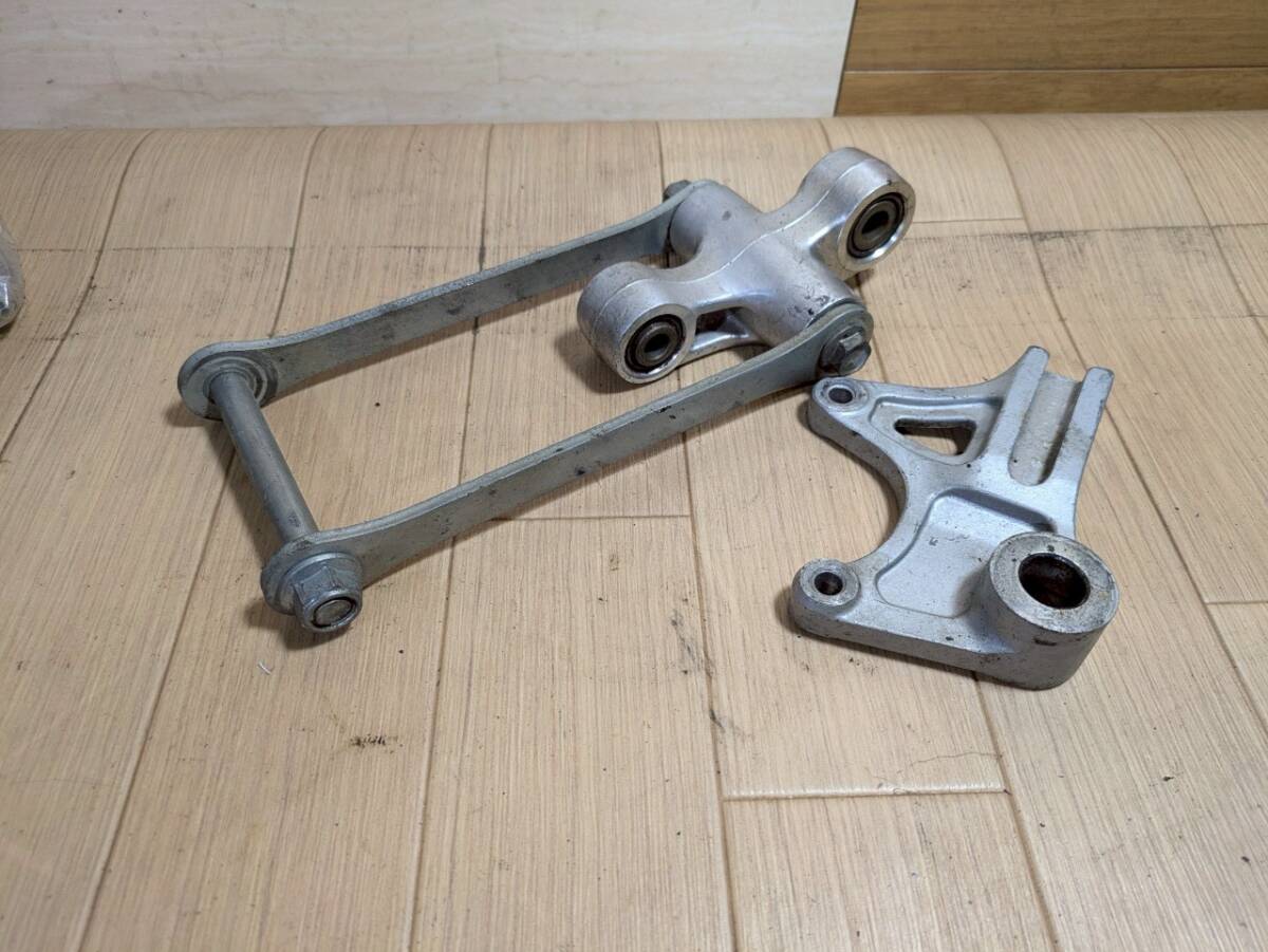 252535-24 RG125 リアサス リンク ガンマ NF13A拍卖