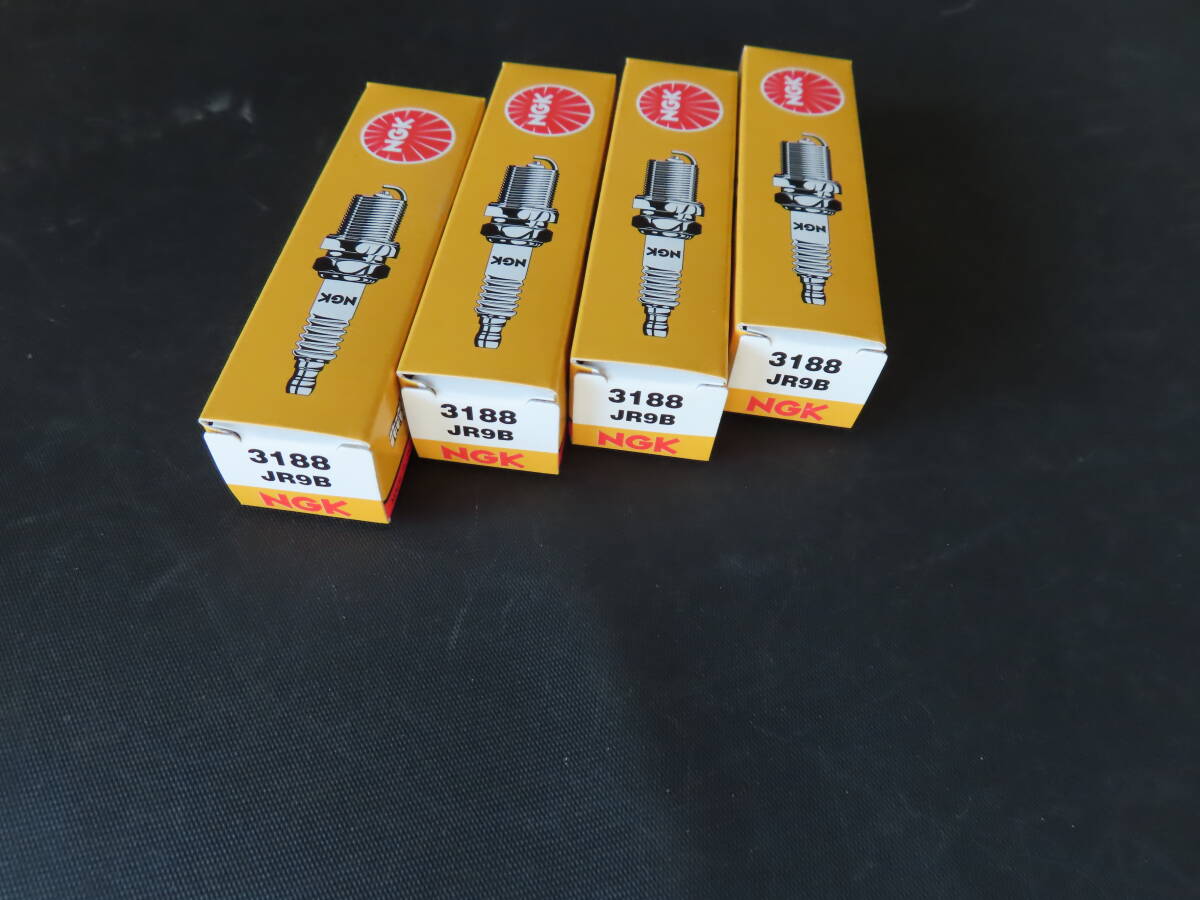 NGK   スパ-クプラグ  JR9B  GSX-R1100油冷   3188   ネジ型   4本拍卖