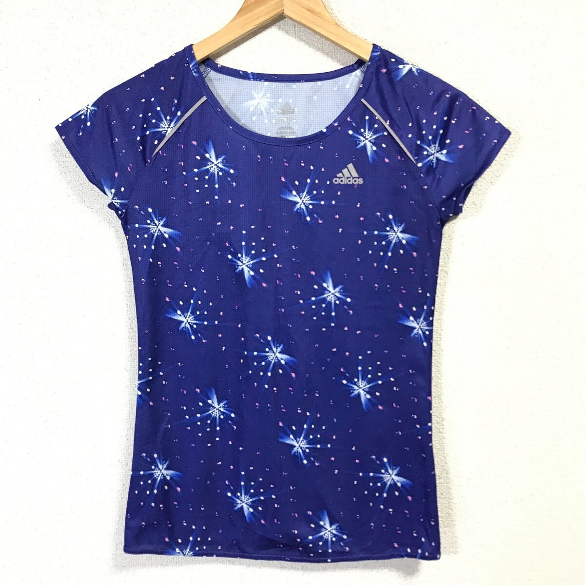 Ye2068dL adidas アディダス サイズM ポリエステル100% 半袖Tシャツ ブルー 総柄レディース 陸上競技 スポーツ トレーニング ジム 速乾拍卖