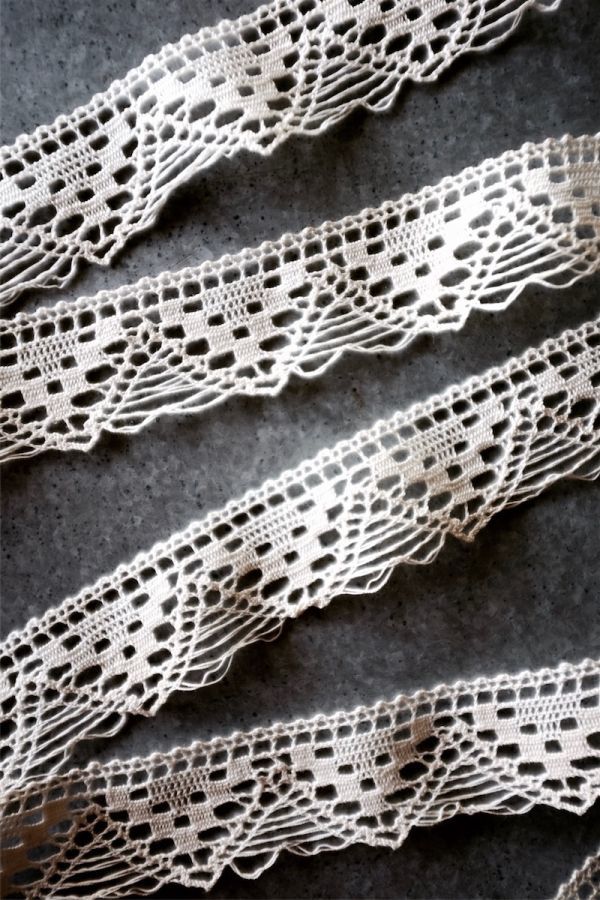 1900s France 3X100c リネン 虚偽のサーカス旗のあるスカラップレース フランス アンティーク 麻 ヴィクトリアン ハンドメイド r19c拍卖