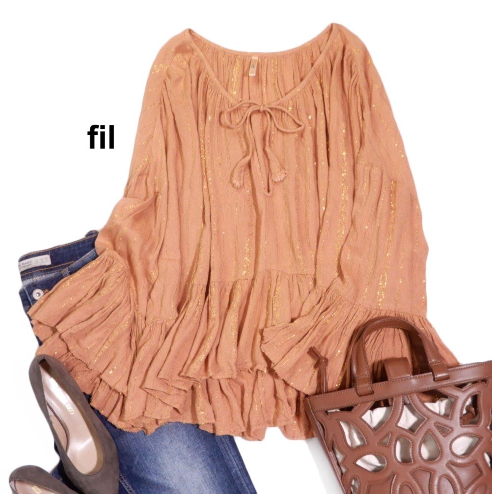 フィル トゥモローランド fill TOMORROWLAND 大人可愛い☆ラメストライプ プルオーバー ブラウス拍卖