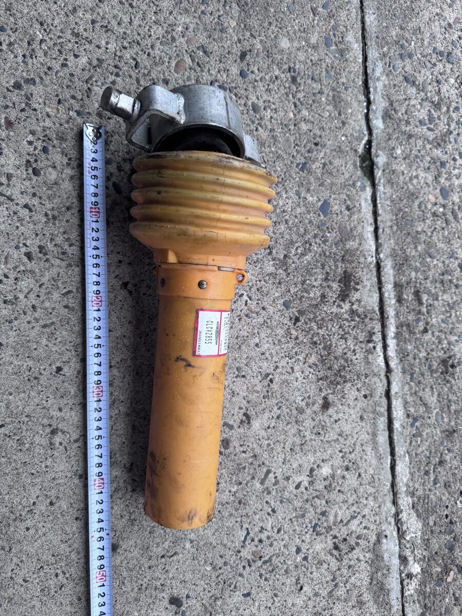 1 トラクタージョイント ユニバーサル ジョイント片方のみ 中古品CLCVZ855拍卖