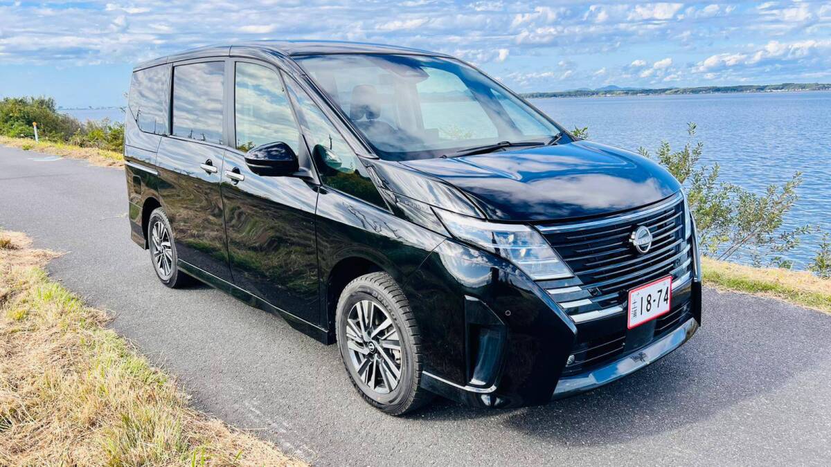 2023年(R5)式 日産セレナ ハイウェイスターV 4WD 5BA-FNC28 走行5.1万km プロパイロット 両側電動スライド 禁煙車 諸費用コミコミ 千葉県発拍卖