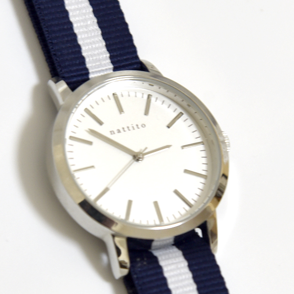 新品 腕時計 未使用 Field Work ファッションウォッチ カジュアル アナログ メタルフレーム ネイビー ストライプベルト ホワイト拍卖