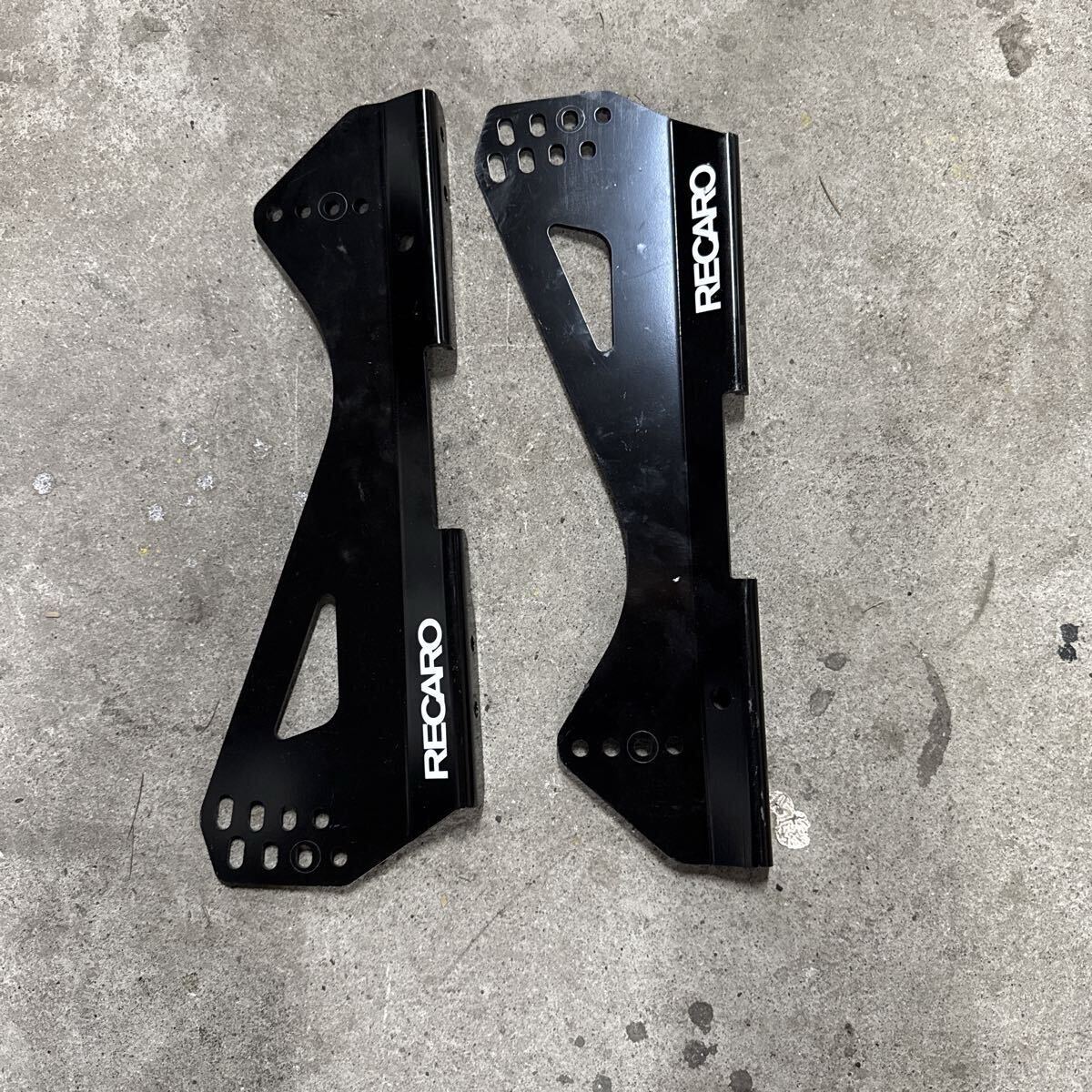 レカロ サイドアダプターのみ  CT9Aランサー用に付いていたものです拍卖
