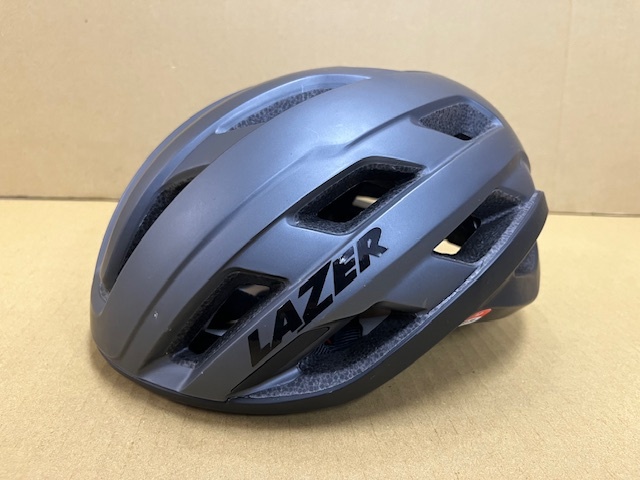 LAZER Strada KinetiCore AF Mサイズ拍卖