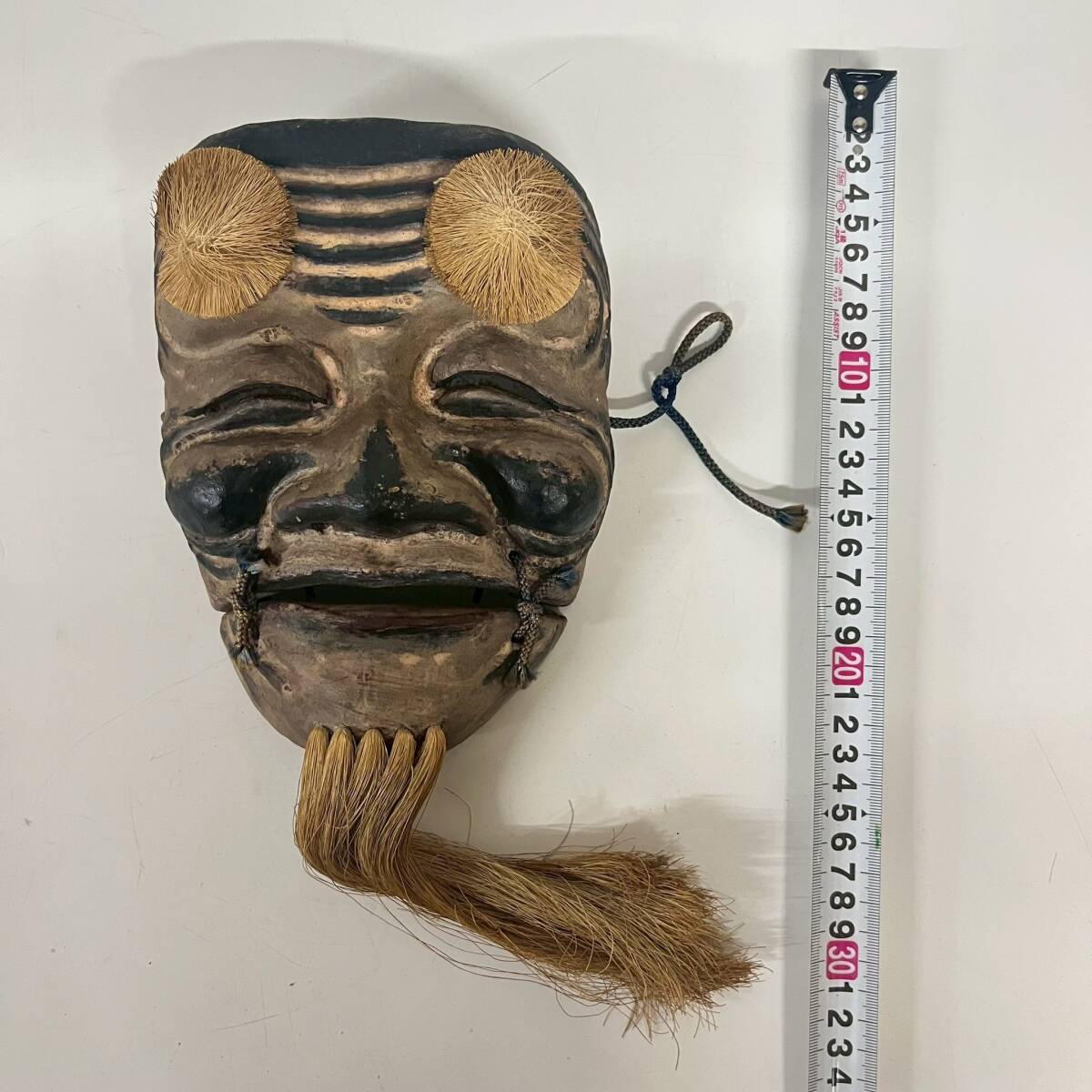 1円~【コレクター放出品】日本 美術品 木彫 翁 能面 能楽 狂言 神楽 お面 伝統工芸 伝統芸能 縦約20cm 横約14.5cm ZS拍卖