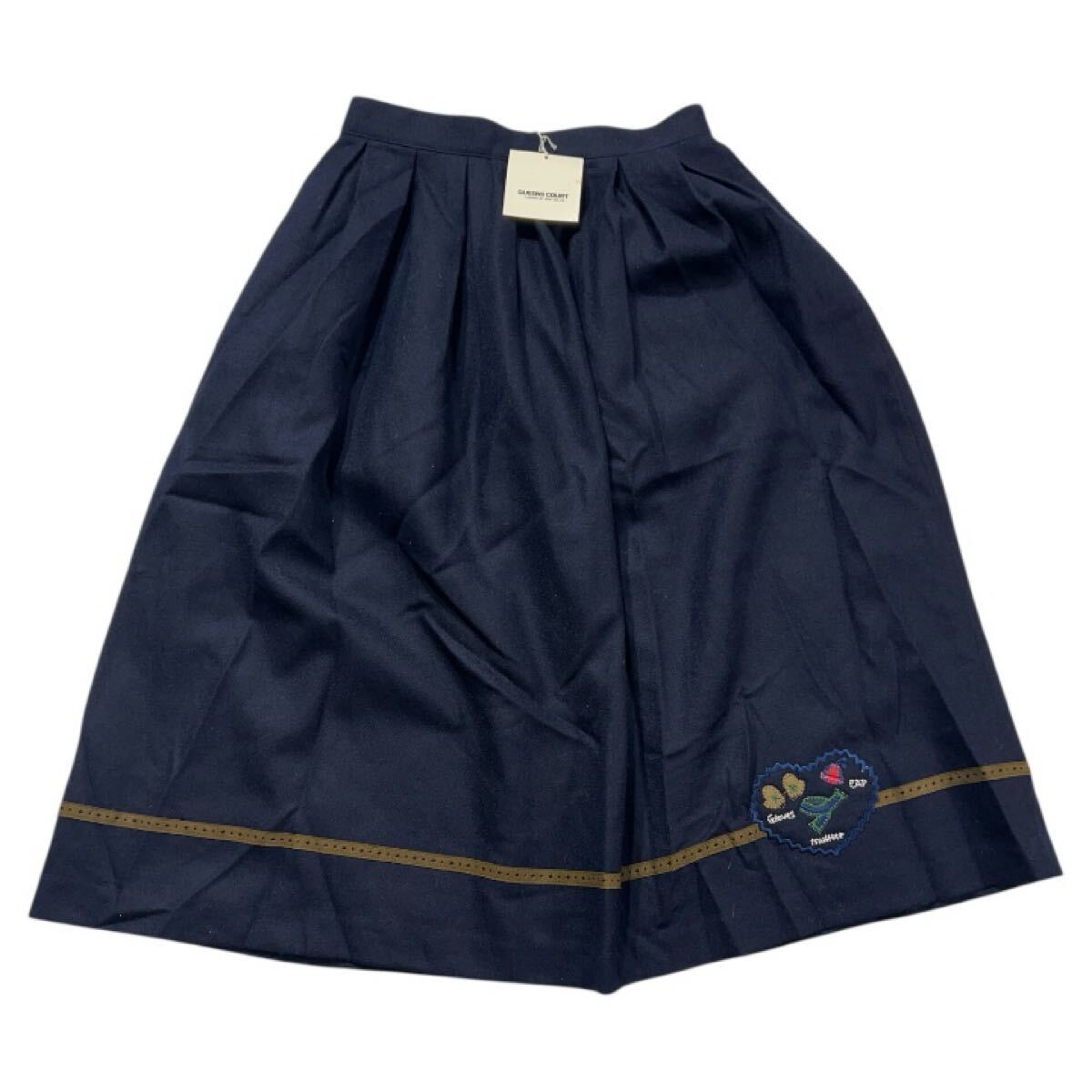 未着用 タグ付 ■ QUEENS COURT クイーンズコート ■ ロゴ 刺繍 ウール フレアスカート ネイビー 9拍卖