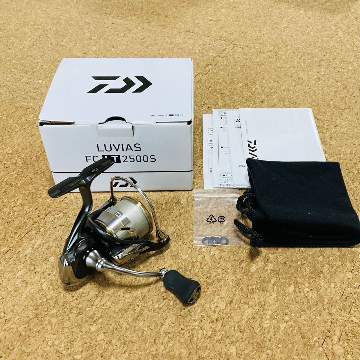 ダイワ 20ルビアス FC LT2500S スピニングリール LUVIAS拍卖