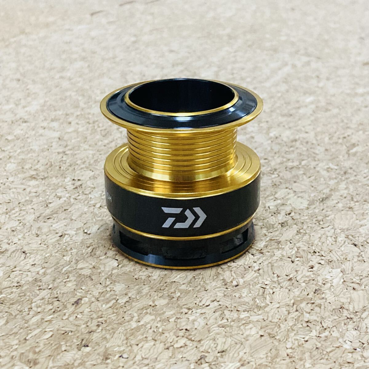 ダイワ レガリス 2000SH スプール スピニングリール LEGALIS 綺麗拍卖