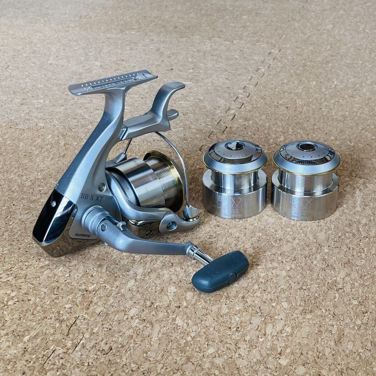 シマノ BB-X XT 2000 替スプール付 レバーブレーキリール 綺麗 磯 フカセ拍卖