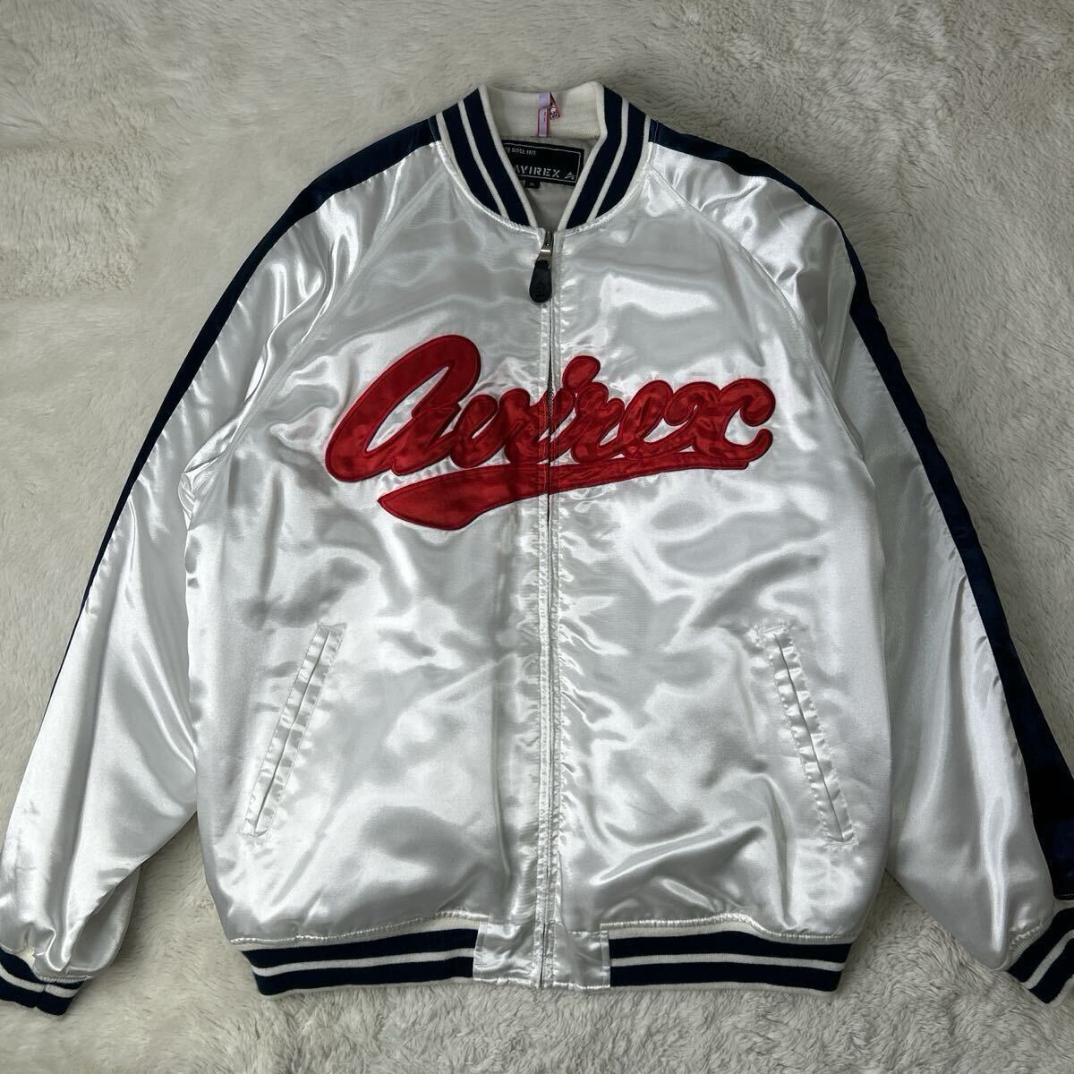 美品 90s AVIREX アヴィレックス スタジャン XL ホワイト ネイビー 中綿ジャケット 防寒 オーバーサイズ 古着拍卖