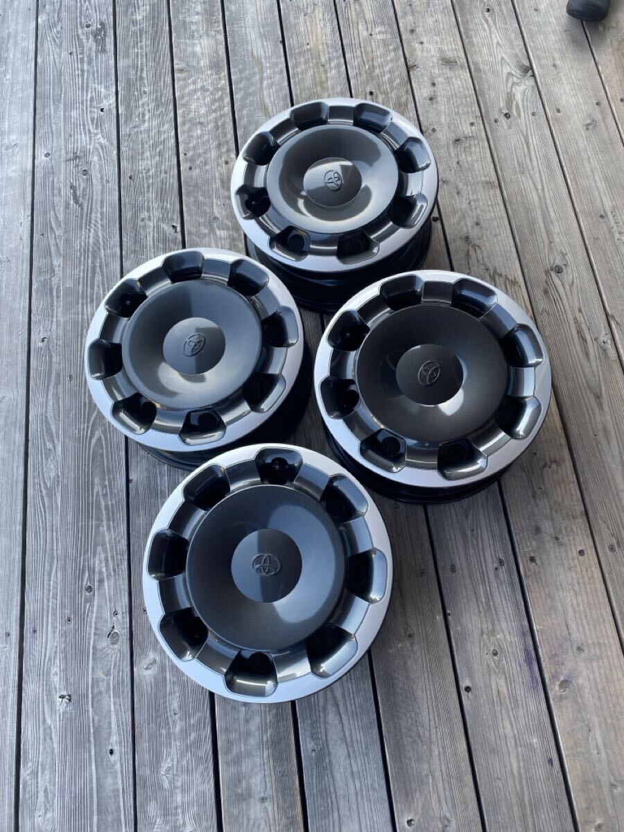 新車外し美品 トヨタ純正 シエンタ 10系 15×5.5J 5穴 PCD100 +40 新品ホイールキャップ付き 拍卖