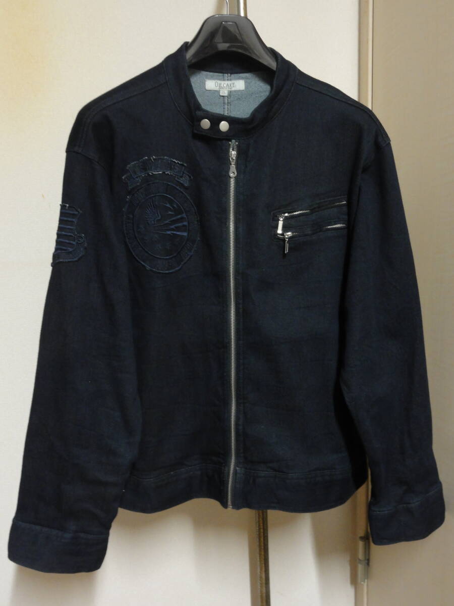 格安特大(2L・胸囲126cm位)廃版レア・OIL CAKE(オイルケーキ)・濃色デニム系地・高級立襟型ライダース系刺繍エンブレム付きブルゾン拍卖