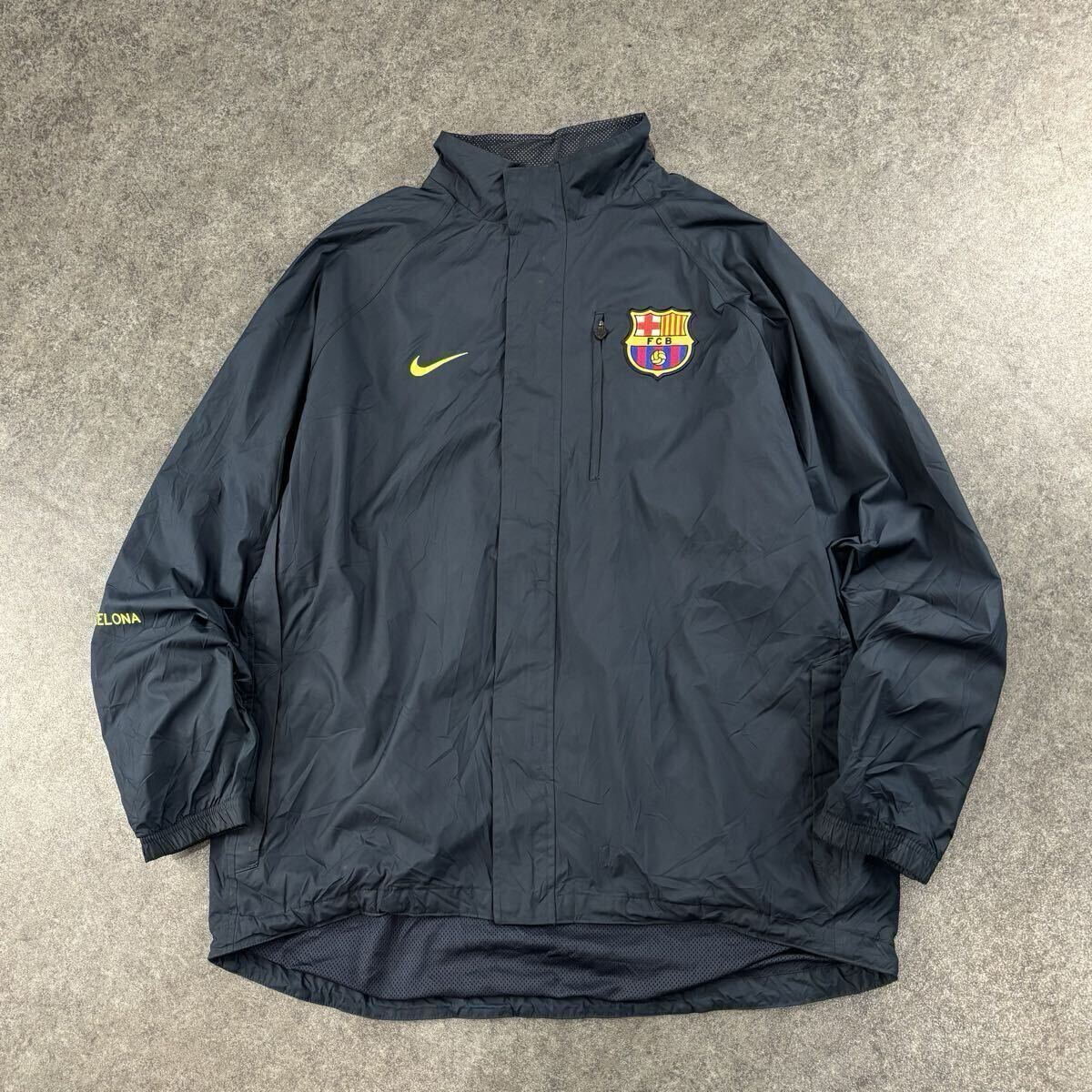 NIKE FCB FC Barcelona ナイキ サッカー リーガ FCバルセロナ バルサ ナイロンジャケット ウィンドブレーカー ワッペン 刺繍 XL拍卖