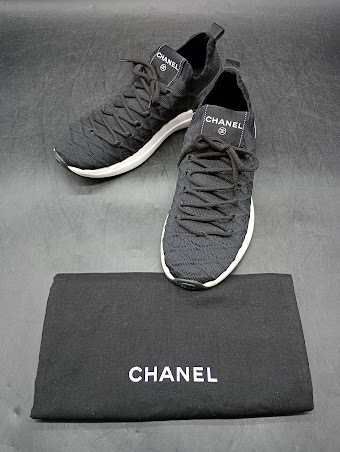 ▽【753】 シャネル スニーカー G35549 / CHANEL イタリア製 ブラック サイズ37 シューズ ココマーク ロゴ拍卖