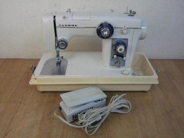 JANOME ジャノメミシン MODEL 801 フットペダル付き拍卖