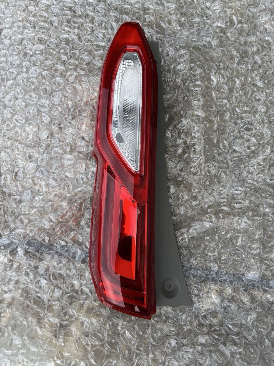 N-BOX 左 テールランプ JF4 エヌボックス拍卖