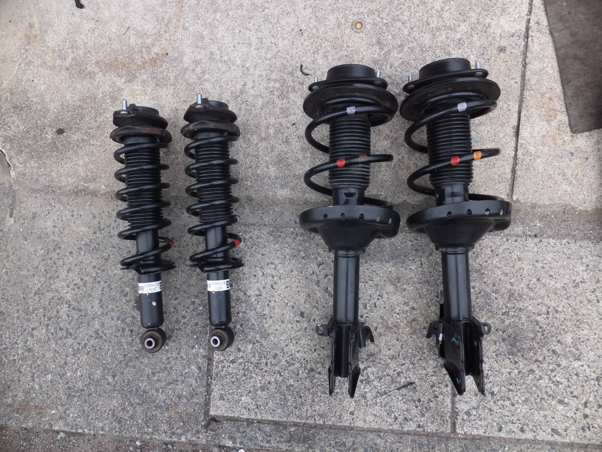 走行少なめ スバル BM BR レガシー 純正 サスペンション 一台分 20310AJ160 20310AJ170 20365AJ130 エクシーガ インプレッサ拍卖