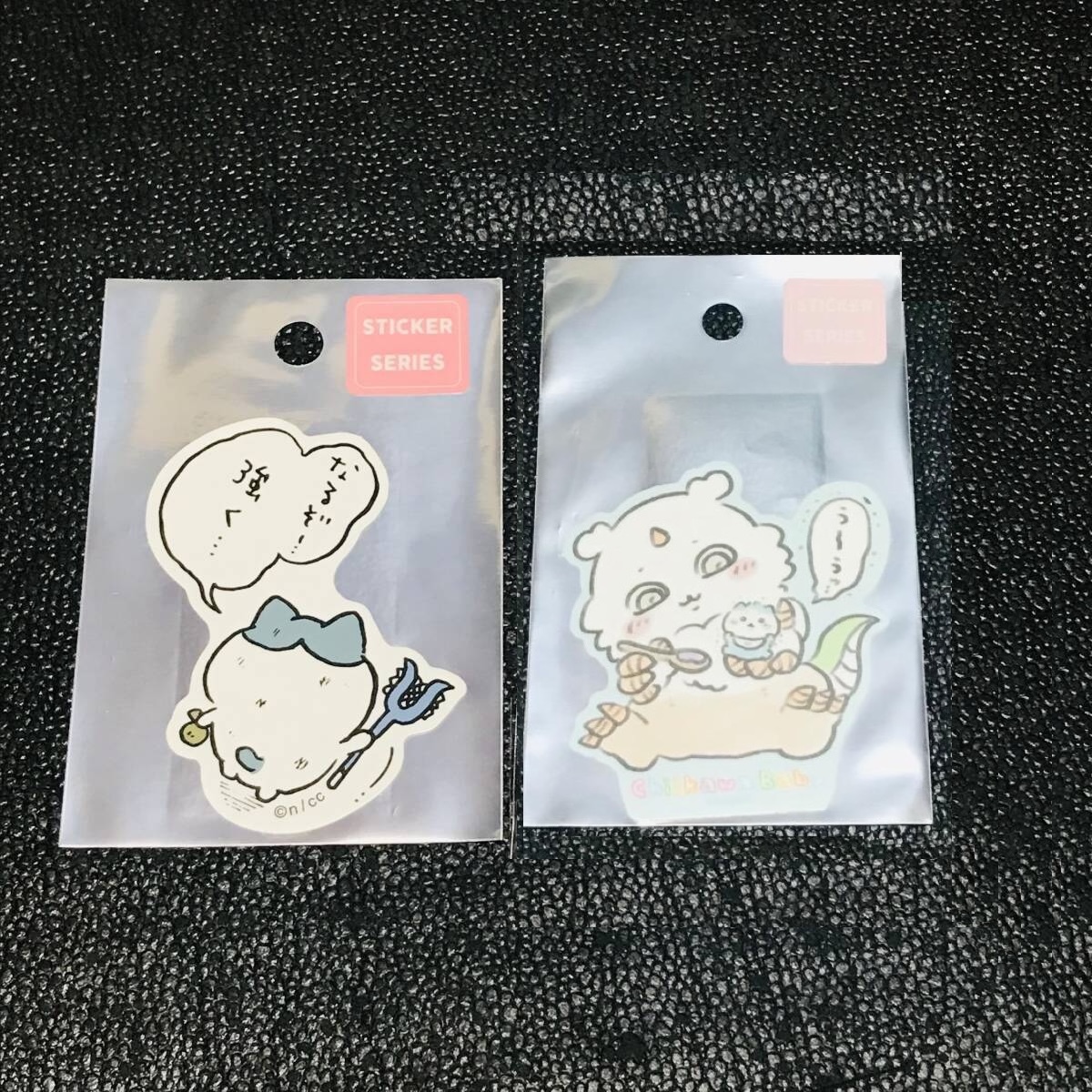 ハチワレ あの子 あのこ ちいかわ baby ベビー スマホに貼れるサイズのステッカー シール ちいかわらんど ナガノ マーケット くじ ガチャ拍卖