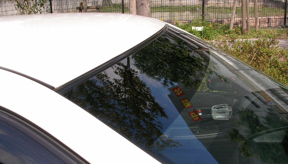 エルフ標準ボディーR6.3~NJR88AF系カット済みトップシェード(ハチマキ)単色スモークタイプ(車検対応)拍卖