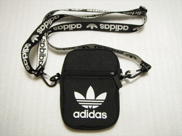 【M447】送料無料★美品★adidas アディダス オリジナルス ミニショルダーバッグ フェスティバルバッグ ポーチ 小型 薄型 ユニセックス拍卖