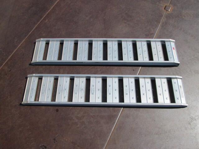 アルミス アルミブリッジ 左右 2本 全長180cm 有効幅30cm KB-180-30-0.5拍卖