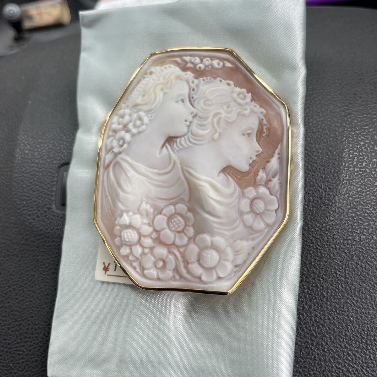 ブローチ カメオ K18 アクセサリー拍卖