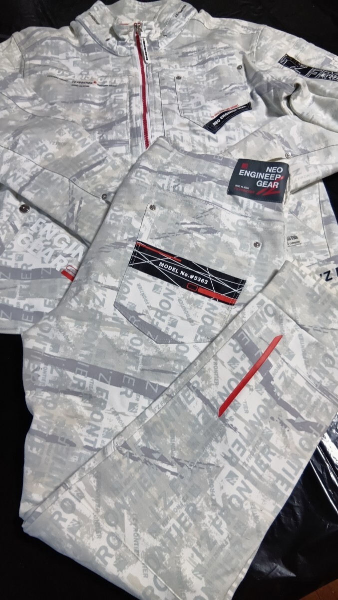 アイズフロンティア5360APS、5363APSリミテッドエディションホワイトモデル上下セット(未使用に近い)拍卖