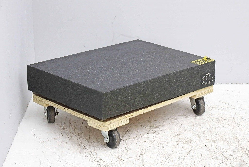 8761B24 Mitutoyo ミツトヨ 定盤 517-114 80kg 600×450mm GRAPLATE グラプレート ケガキ 水平台 測定拍卖