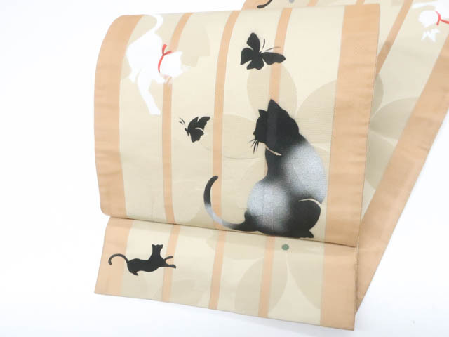 《古美術京松》京袋帯 お太鼓柄 オリジナル 猫 蝶 桜 正絹 r7b10-187拍卖