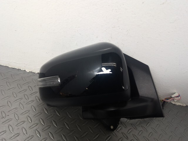 サクラ ZAA-B6AW 右 ドア ミラー 96301-7PA0C拍卖