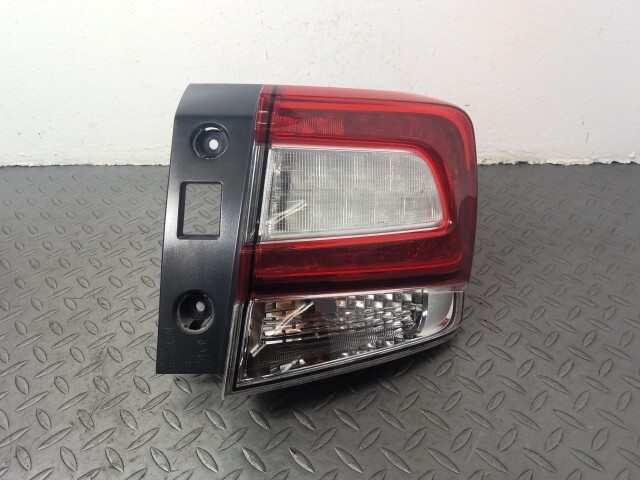 インプレッサ GT6 右 テール ランプ ライト 84912FL041拍卖