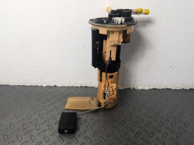 エブリィ DA64W 燃料 フューエル ポンプ 15100-68820拍卖