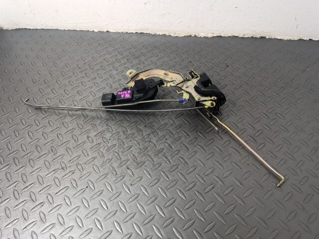 テリオスキッド J131G 左 フロント ドア ロック ソレノイド 69040-87409-000拍卖