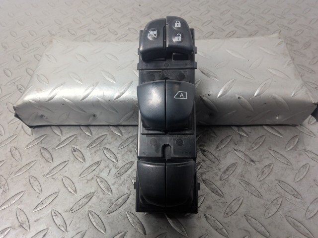 ジューク YF15 パワーウインドウスイッチ 25401-1TT0C拍卖